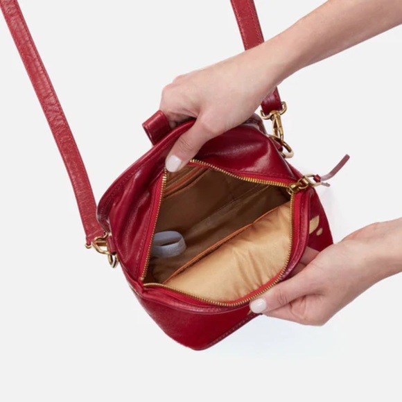 HOBO - Host  Purse Leather ‎ Red and Gold Leaf NWT - Picture 3 of 8